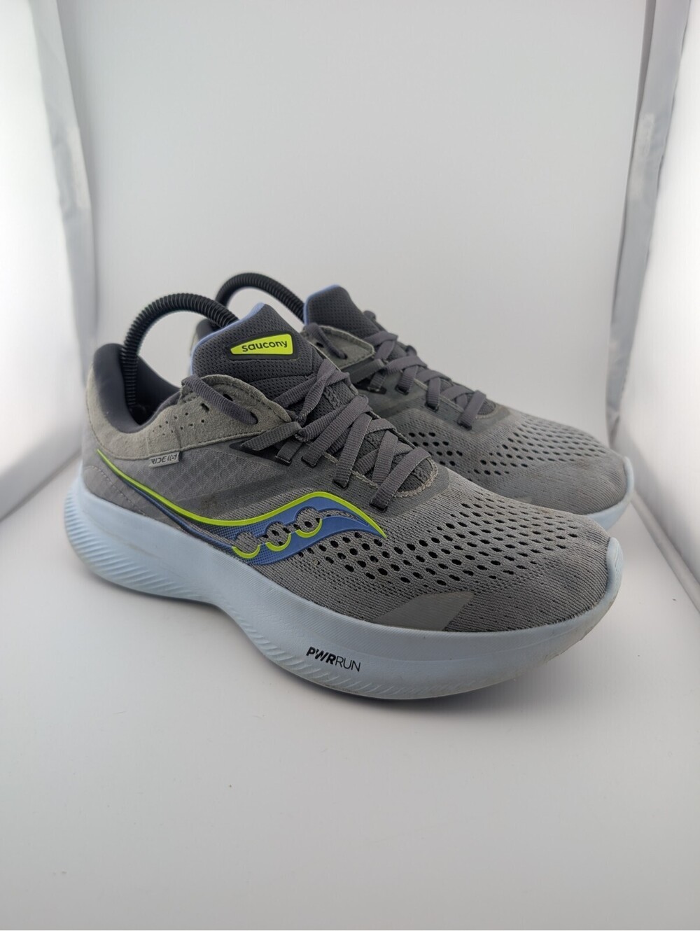 Saucony Women's 8 Wide Ride 16 Gray Sneakers 8w Running Shoes